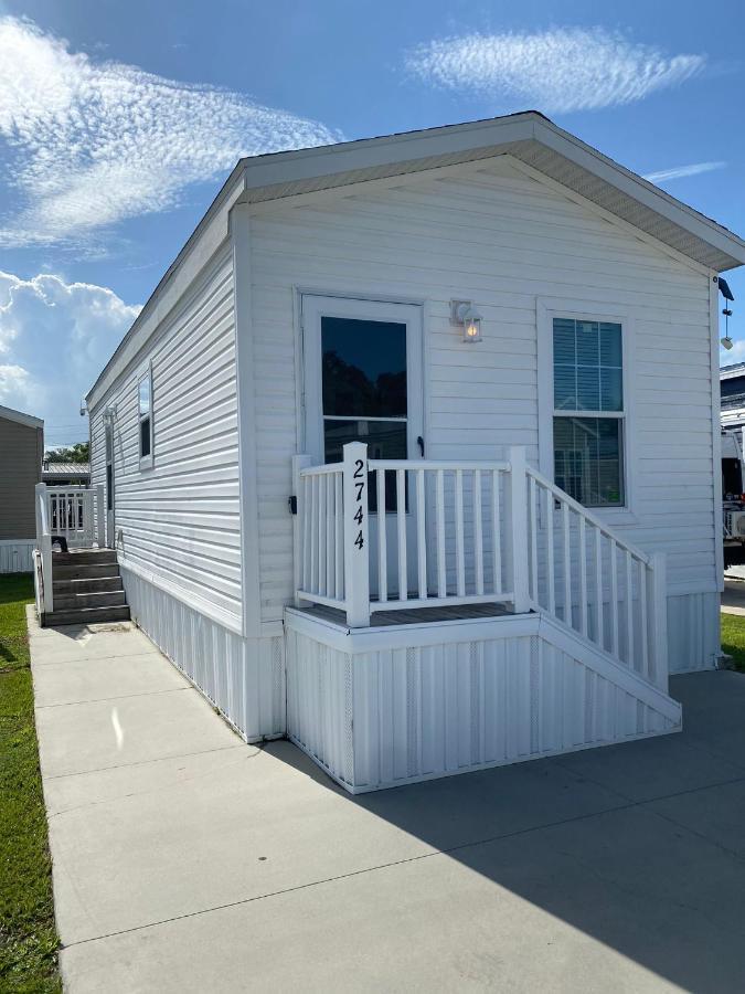 Cozy Tiny Home Near Disney World & Orlando Parks! Kissimmee Exterior photo